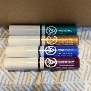 Mary Kay at Play Bold Eye Liner